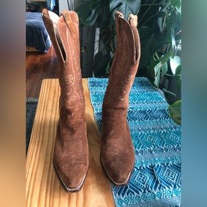 Heritage “Ranchhand” camel rough out suede cowboy boots